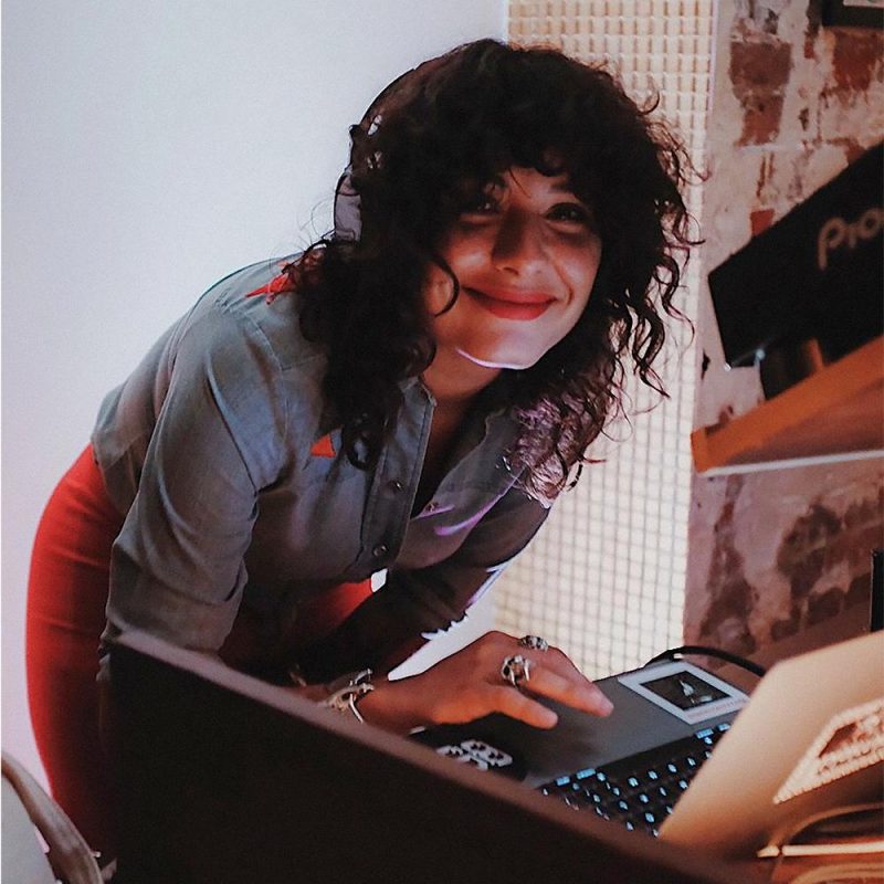 Janie Jones (26/11/2024)