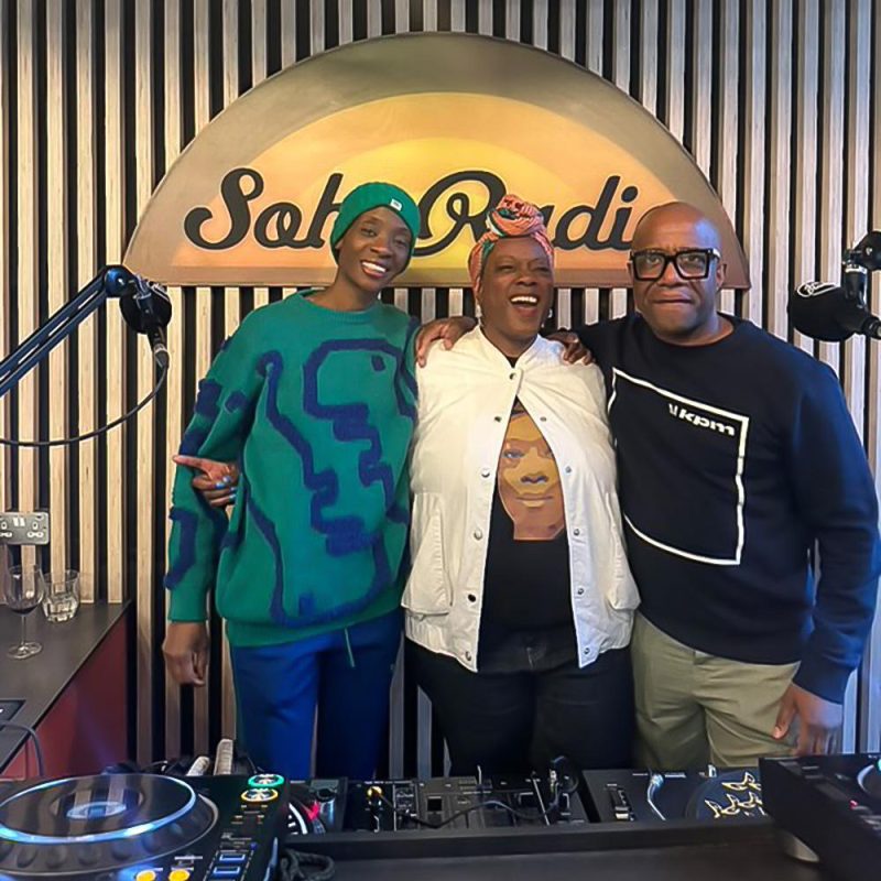 Off The Shelf with Handson Family feat. Marcia Carr (17/03/2025)