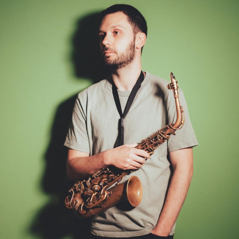 Deeper Cuts with Karl Bos feat. Greg Surmacz (04/05/2025)